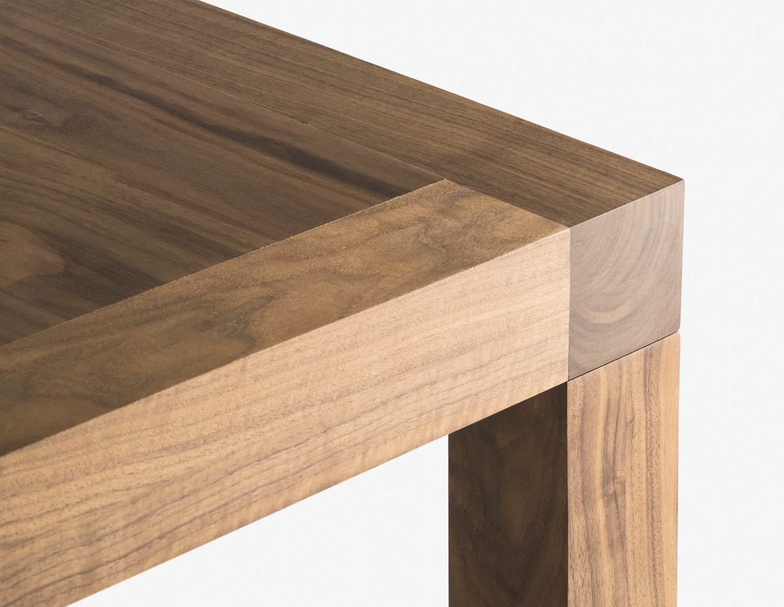 Home 3 Furniture 6 Tables@2x